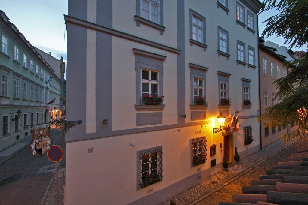 Alchymist Nosticova Palace Prag Exteriör bild